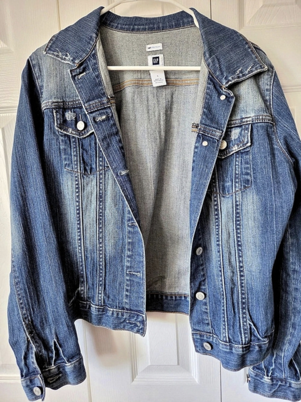 Vintage Gap Women's Denim Jean Jacket Size Medium